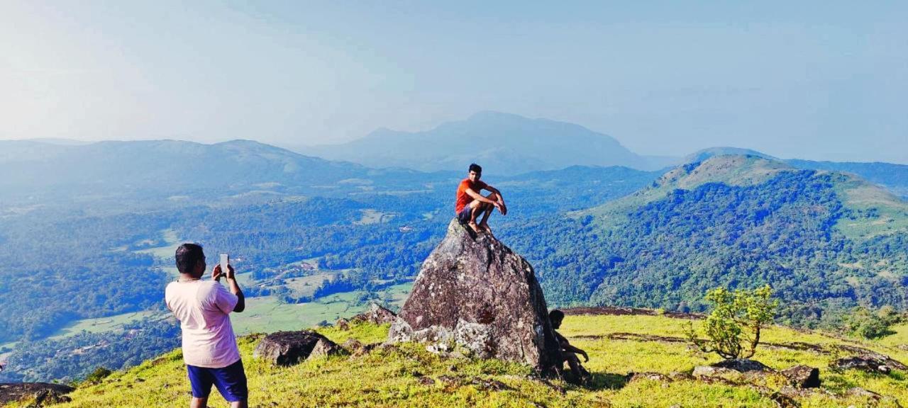 Staymaker Kasargali Homestay Саклешпур Экстерьер фото